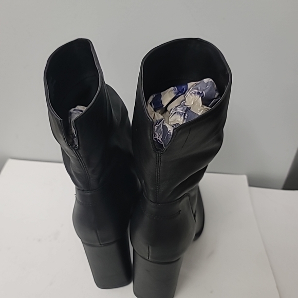 Steve Madden Vector - Picture 5 of 8